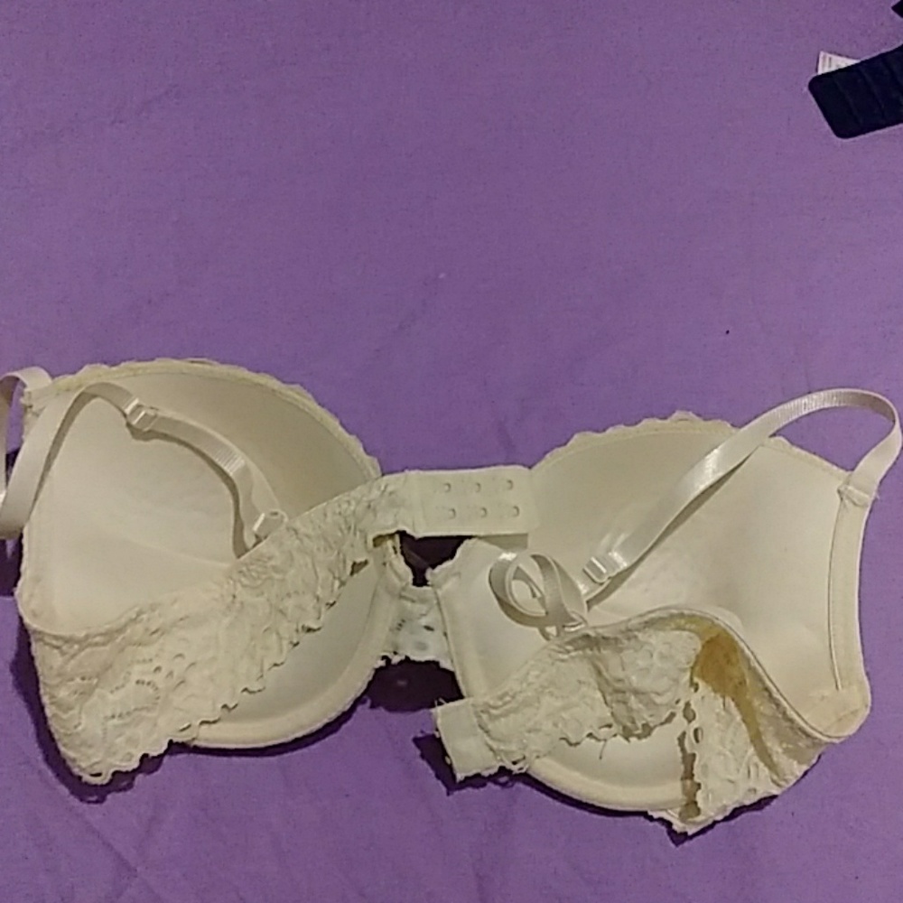 Bra - Picture 4 of 4
